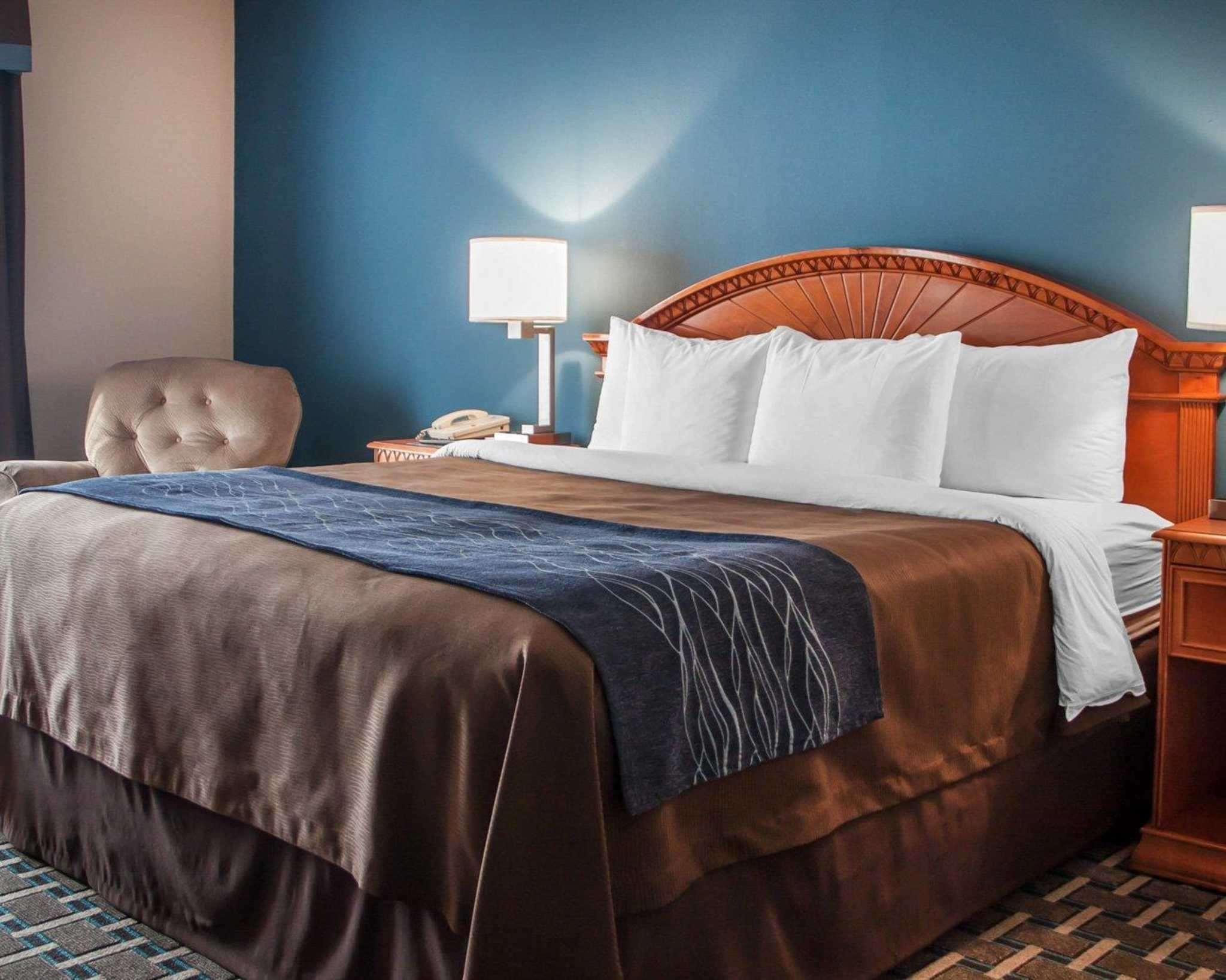 Holiday Inn Express & Suites Weatherford By Ihg Exterior photo